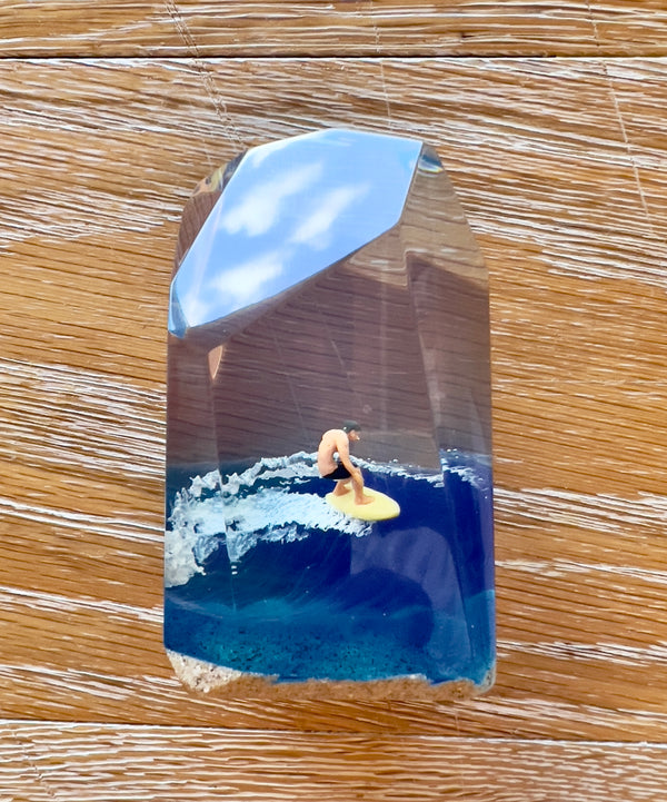AUMBAK Crystal Cube Medium #3