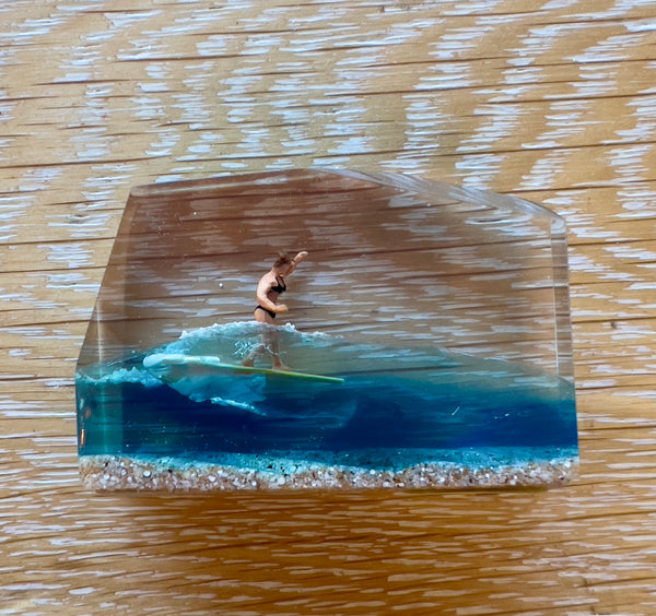 AUMBAK Crystal Cube Small #2