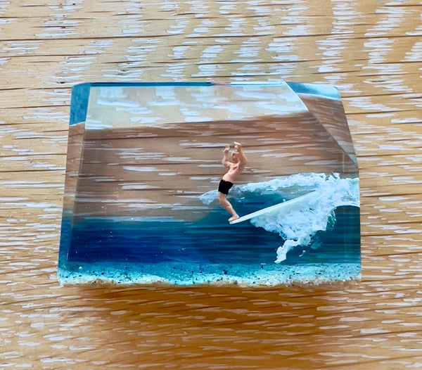 AUMBAK Crystal Cube Small #4