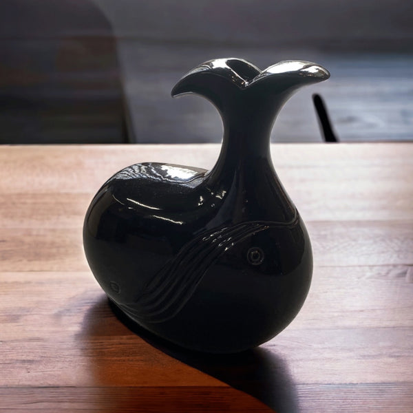 "Whale Love" Flower Vase  / Object - Black Limited Edition
