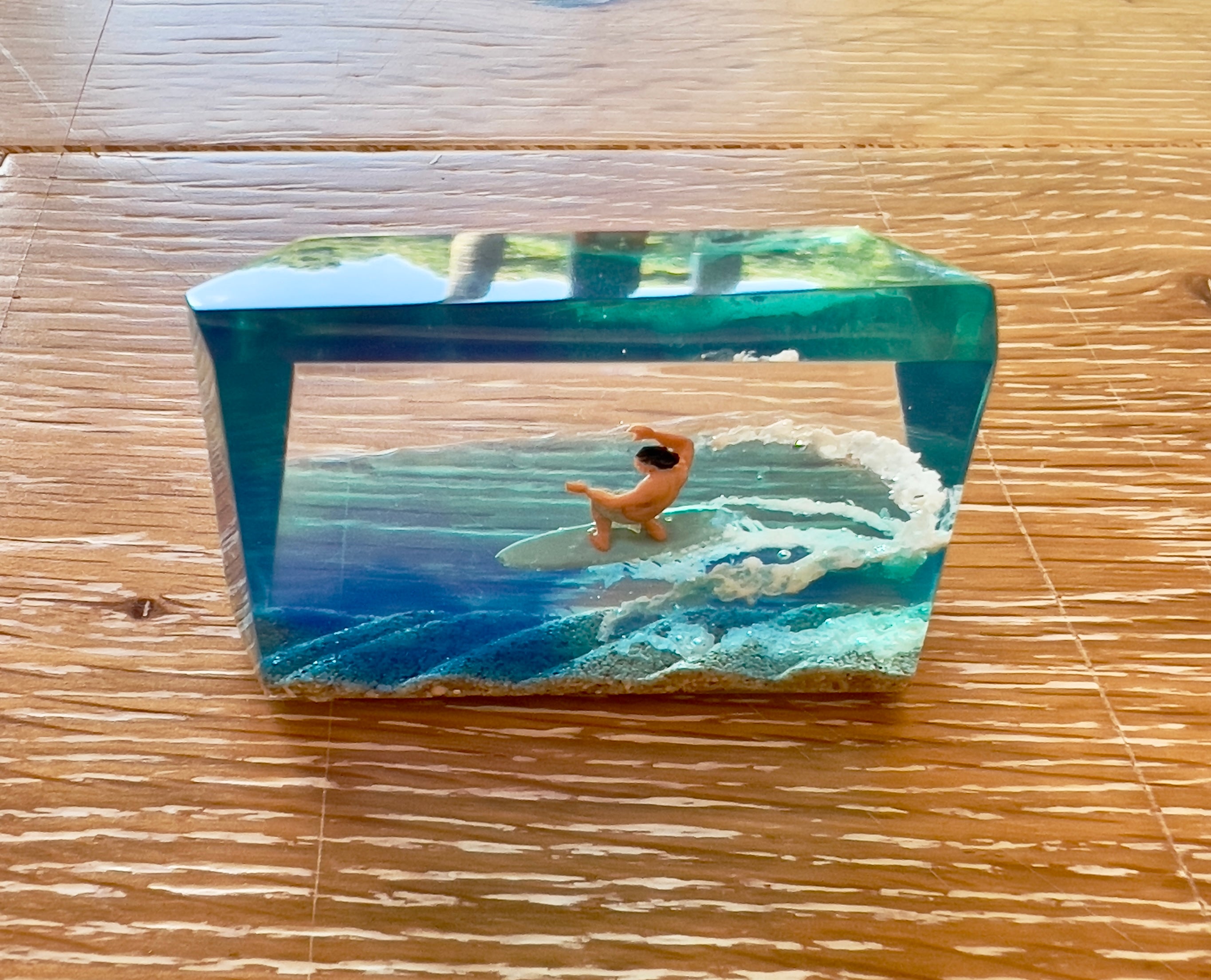 AUMBAK Crystal Cube Small #3