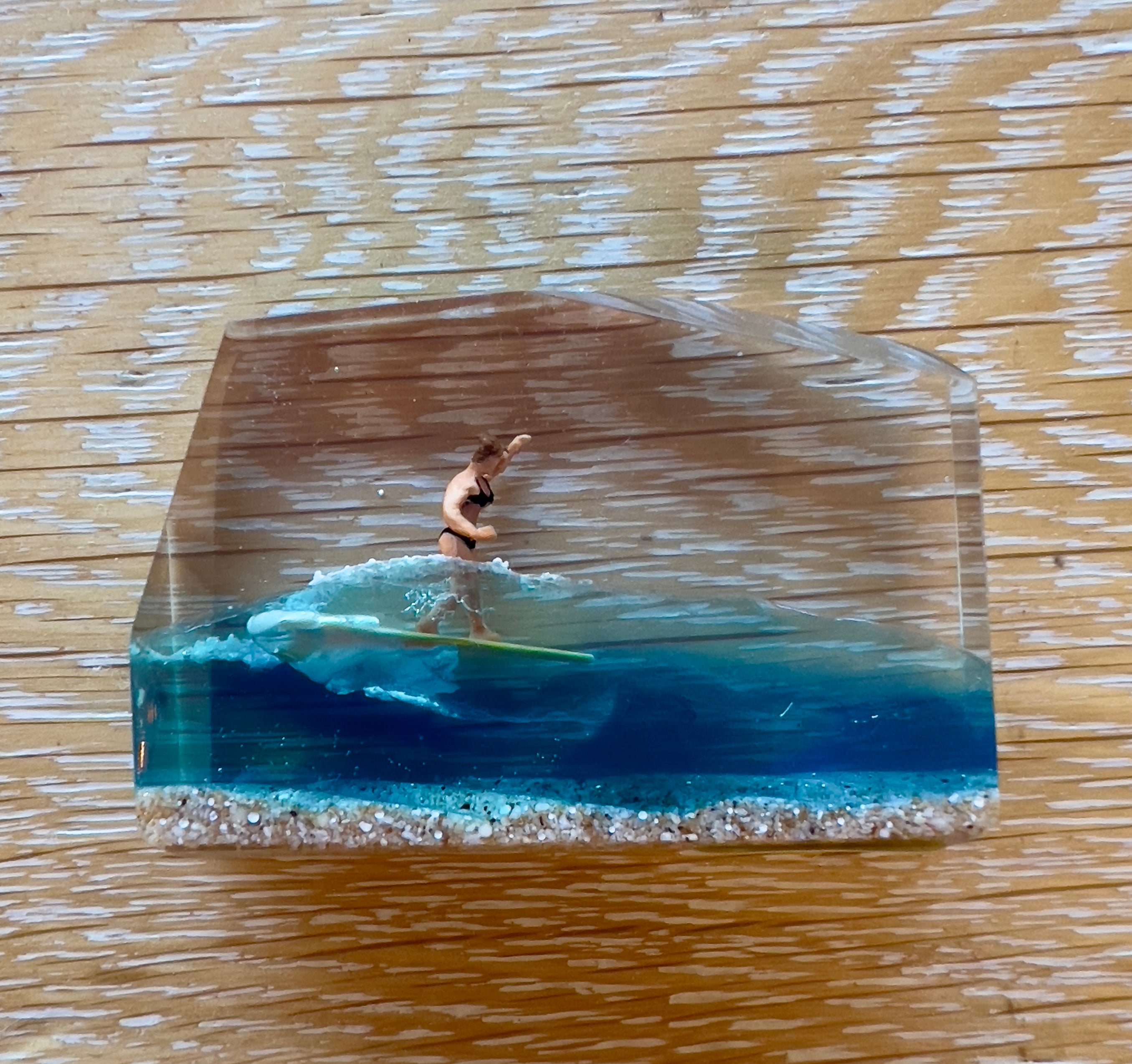 AUMBAK Crystal Cube Small #2